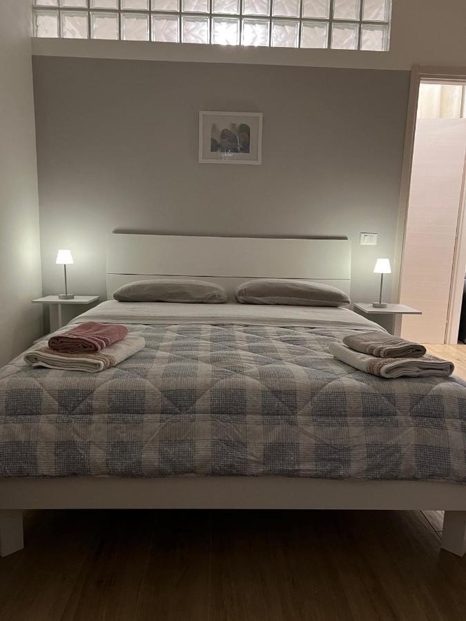 Appartamento Con Due Camere Da Letto E Free Park Verona Exterior foto